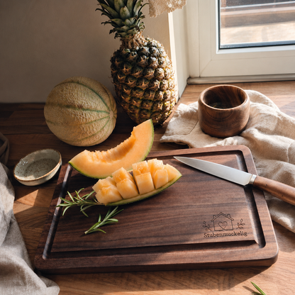 Holz Schneidebrett aus Nussbaum mit Saftrille