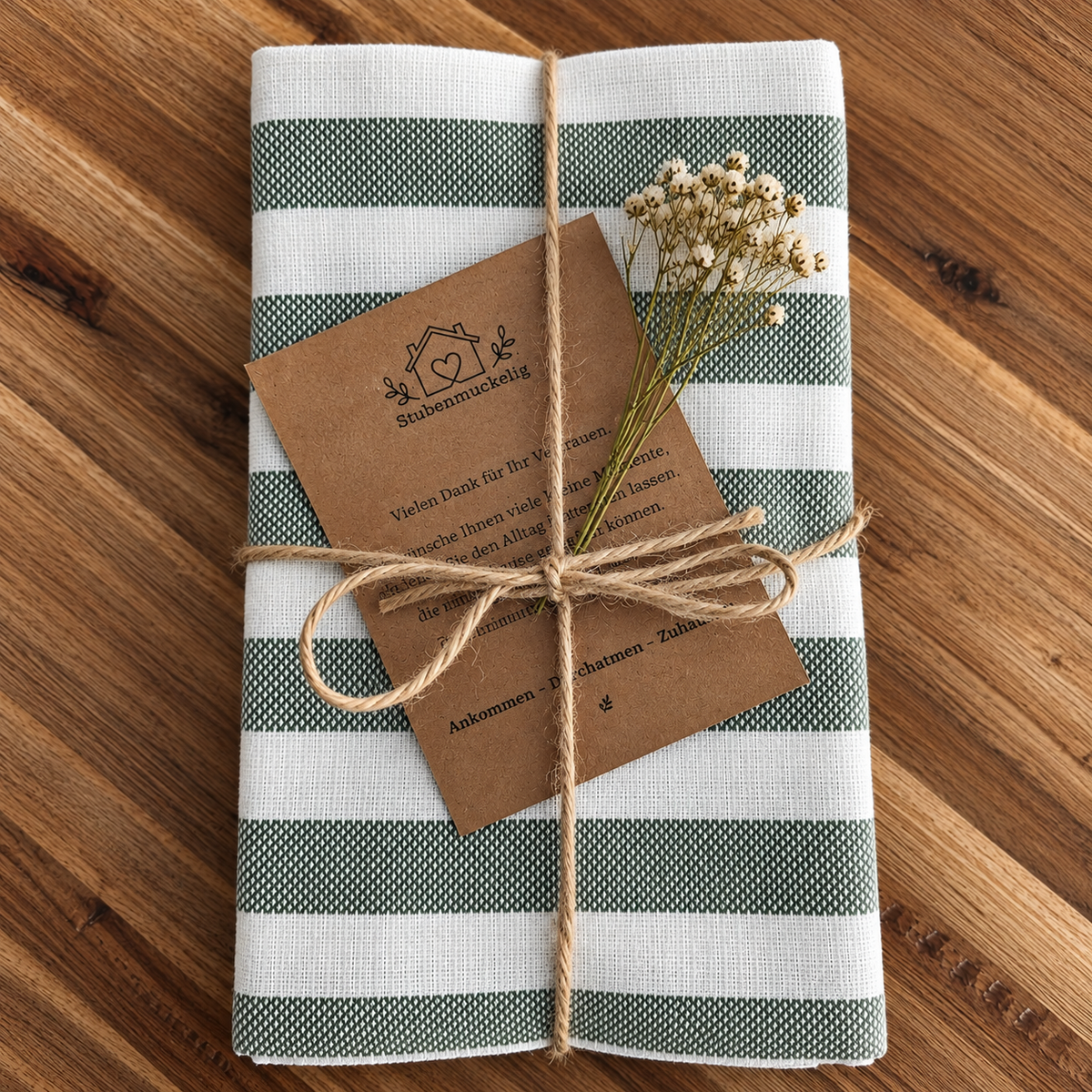 Geschenkset Geschirrtücher 3er Set gruen weiss gestreift mit braunem Kraftkarton als Dankeskarte