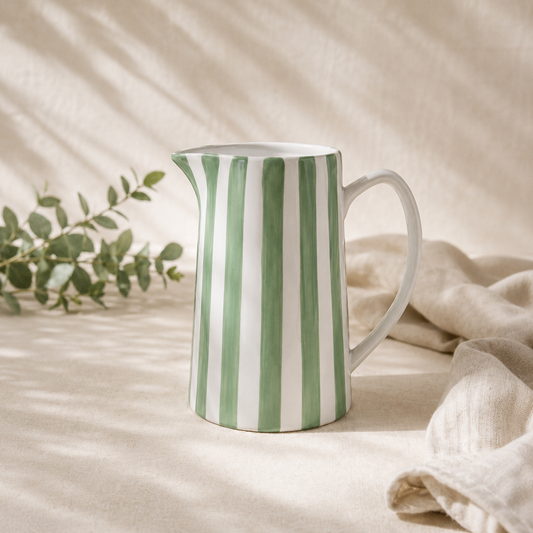 Matcha-Krug – gestreifter Porzellan-Krug Weiß-Grün – Vintage Servierkrug 1,5 L