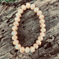 Beigefarbenes Kristallperlen-Armband mit facettierten Glasperlen auf elastischem Band – elegantes Damenarmband von Stubenmuckelig