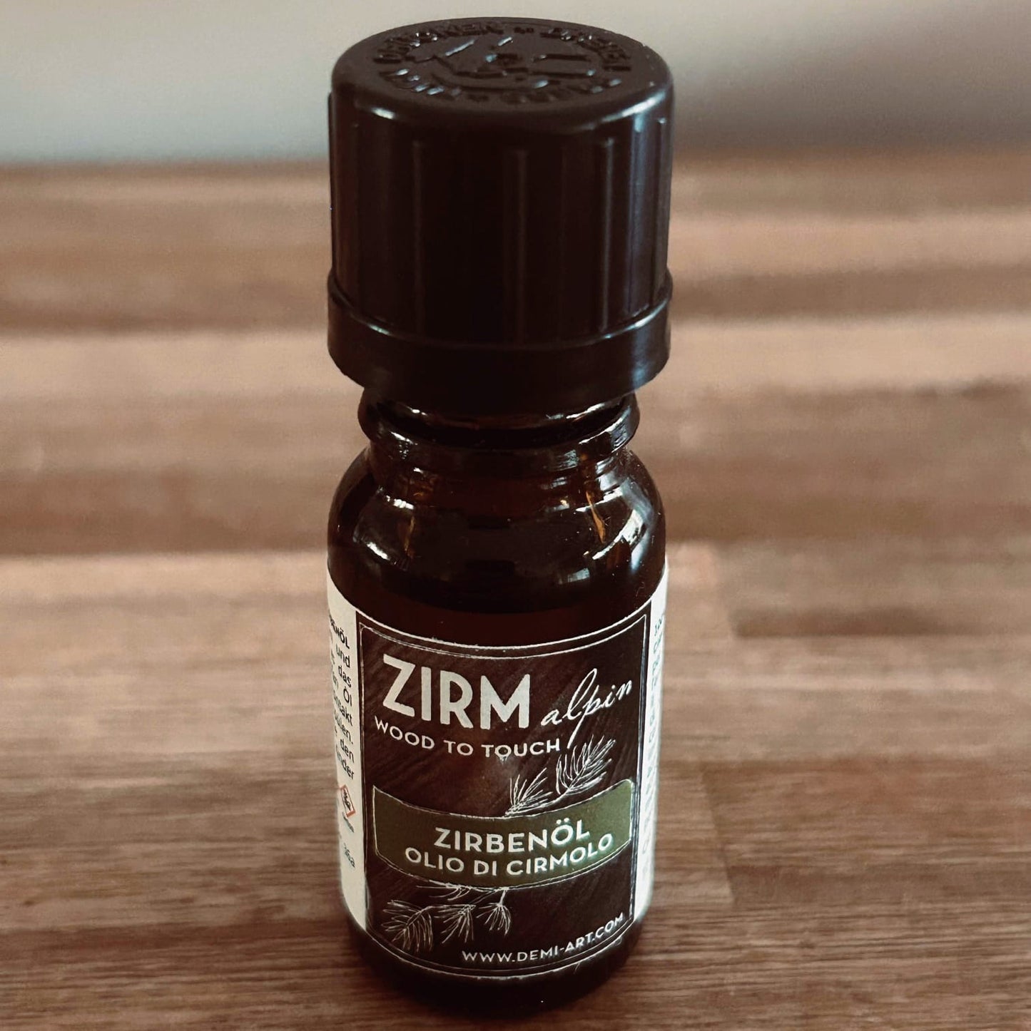 Zirbenöl 10 ml – 100 % ätherisches Zirbenöl aus Zirbelkiefer